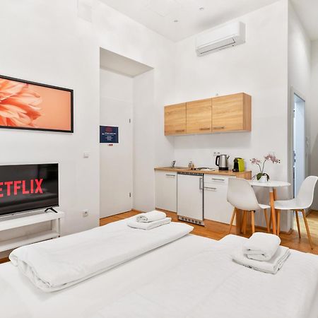 비엔나 522 Mbits Wifi Air Con Free Parking 아파트 외부 사진